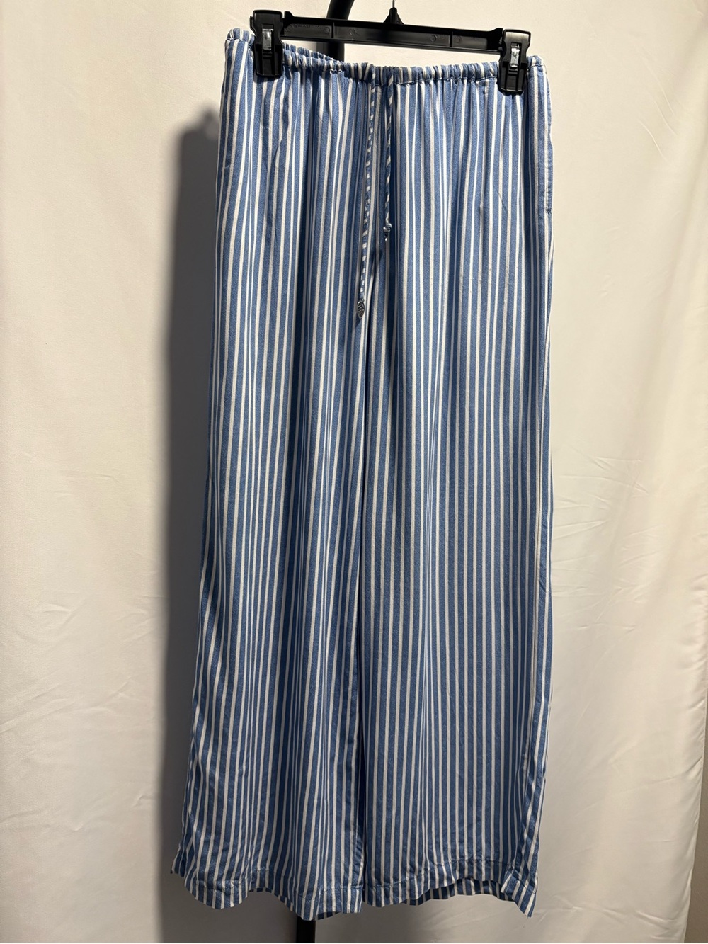 blue island Blue and White Vertical Stripe Pants